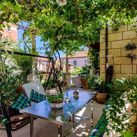 And Frane - Double Appartement *