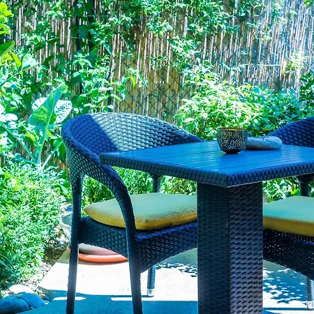 And Frane - Double アパート